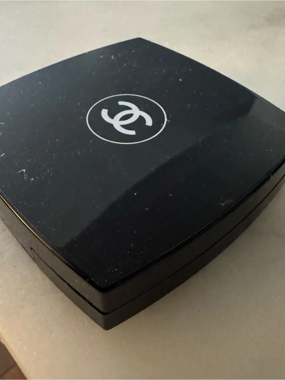 CHANEL Poudre Lumiere Highlighting Powder 10 Ivory Gold 8.5g